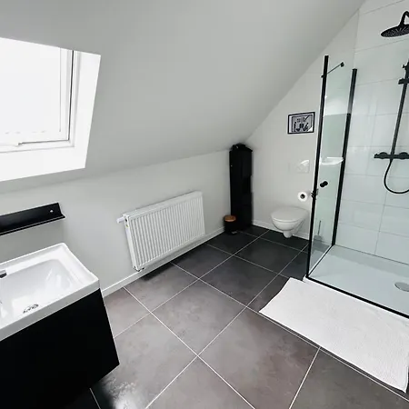 Woning In Schoten, *